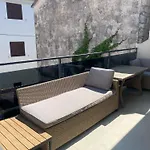 Apartment Ylona