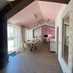 Apartment Ylona *