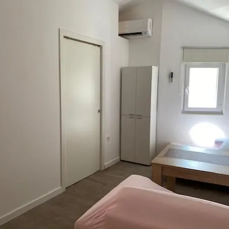 Apartamento Ylona Primošten